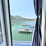 Riva Destra By Domusextra イスキア島