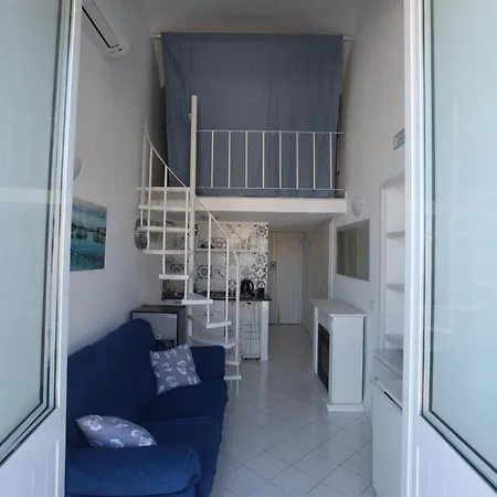 Riva Destra By Domusextra Apartment